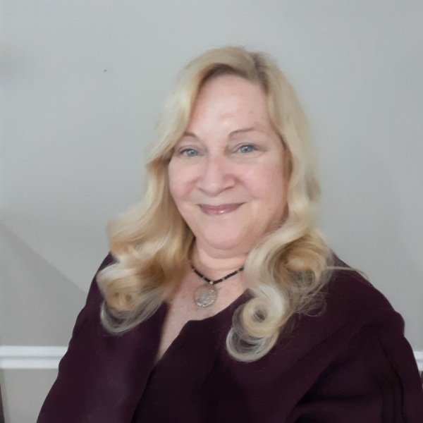 a photo of Cynthia Link