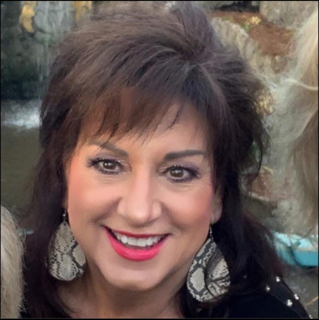 a photo of Carolyn Landry
